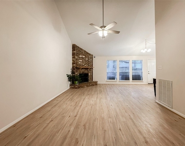 33 N Rain Forest Court - Photo Thumbnail 7