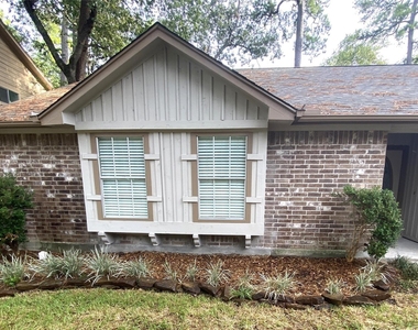 33 N Rain Forest Court - Photo Thumbnail 1