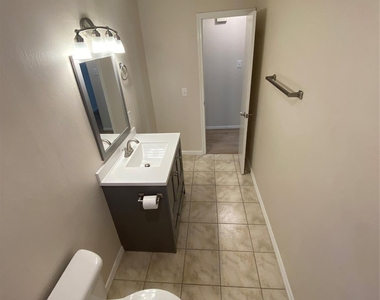 33 N Rain Forest Court - Photo Thumbnail 8