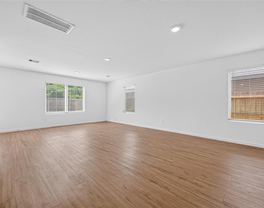 17938 Becker Landing Drive - Photo Thumbnail 6
