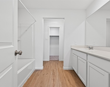 17938 Becker Landing Drive - Photo Thumbnail 32