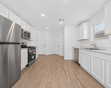 17938 Becker Landing Drive - Photo Thumbnail 12