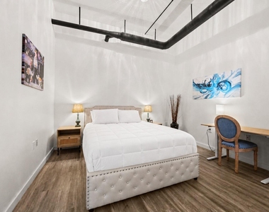705 Main Street - Photo Thumbnail 7