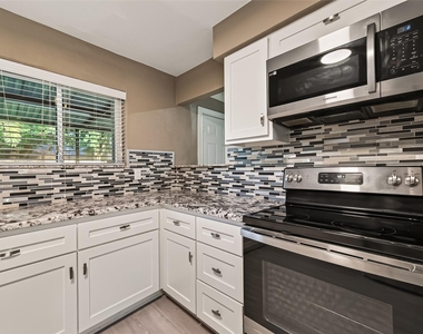 7338 Cornwall Bridge Lane - Photo Thumbnail 16