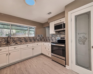 7338 Cornwall Bridge Lane - Photo Thumbnail 15