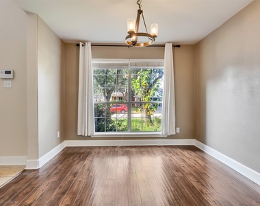 4203 Keystone Trail - Photo Thumbnail 4