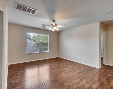 4203 Keystone Trail - Photo Thumbnail 22