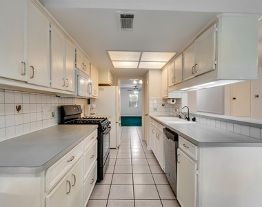 15443 W Willowwind - Photo Thumbnail 5