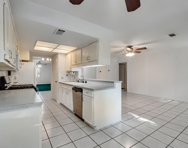 15443 W Willowwind - Photo Thumbnail 21
