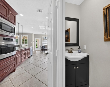 1719 Cantigny Lane - Photo Thumbnail 14