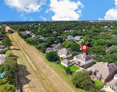 1719 Cantigny Lane - Photo Thumbnail 40