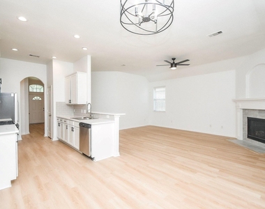 25306 Pepper Sage Lane - Photo Thumbnail 11