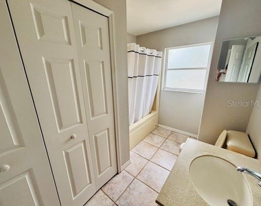 2830 Ascot Lane - Photo Thumbnail 16