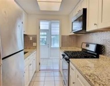 911 Washington Avenue Sw - Photo Thumbnail 6