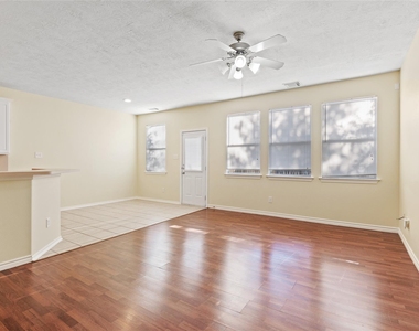 3326 Palston Bend Lane - Photo Thumbnail 5