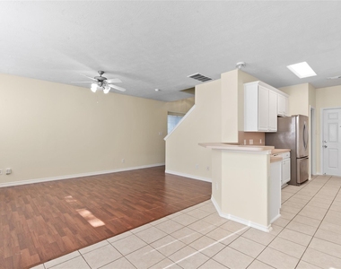 3326 Palston Bend Lane - Photo Thumbnail 6