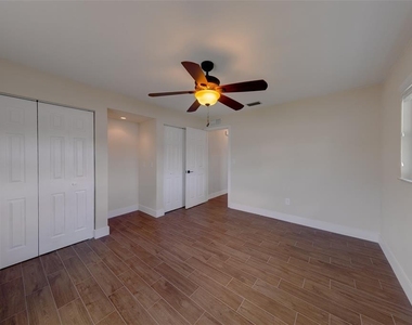 11602 Grove Street - Photo Thumbnail 30