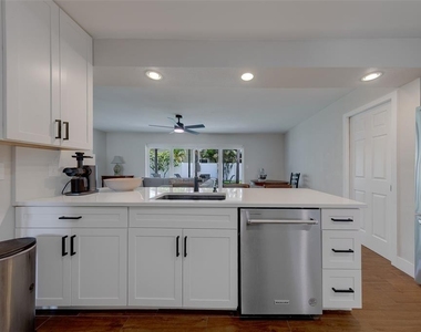 11602 Grove Street - Photo Thumbnail 12