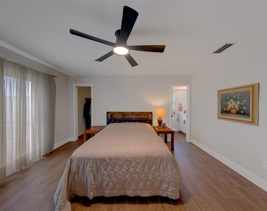 11602 Grove Street - Photo Thumbnail 22