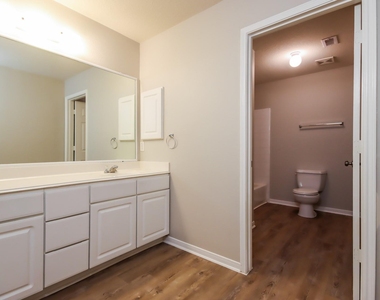 16941 Wren Hill Street - Photo Thumbnail 12