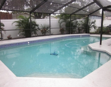 4902 Country Aire Lane - Photo Thumbnail 20
