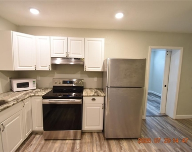 419 Stremma Road - Photo Thumbnail 6