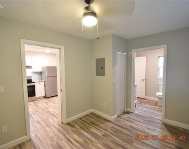 419 Stremma Road - Photo Thumbnail 9