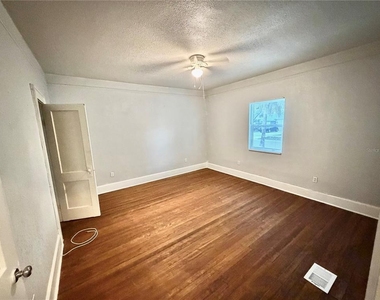 4700 10th Avenue S - Photo Thumbnail 2