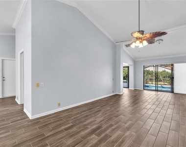 1702 Horseshoe Drive - Photo Thumbnail 2