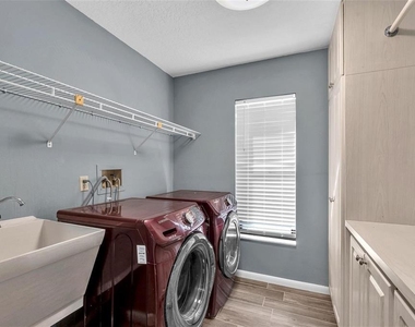 1702 Horseshoe Drive - Photo Thumbnail 20