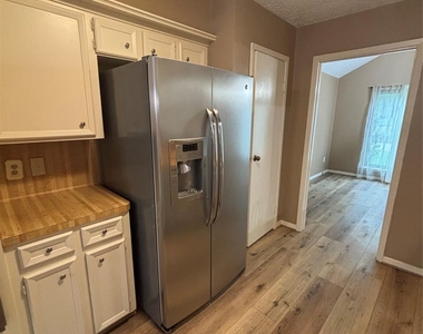 15702 Oxenford Drive - Photo Thumbnail 13