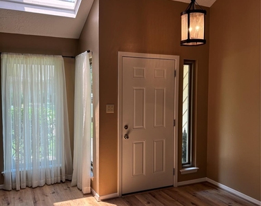 15702 Oxenford Drive - Photo Thumbnail 4