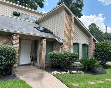 15702 Oxenford Drive - Photo Thumbnail 1