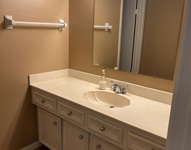 15702 Oxenford Drive - Photo Thumbnail 17