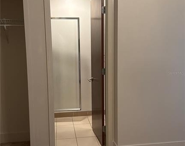 912 Channelside Drive - Photo Thumbnail 7