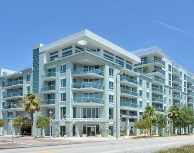 912 Channelside Drive - Photo Thumbnail 13