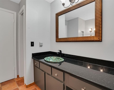 15217 W Pond Woods Drive - Photo Thumbnail 26