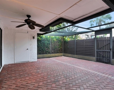 15217 W Pond Woods Drive - Photo Thumbnail 42