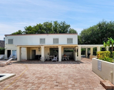 15217 W Pond Woods Drive - Photo Thumbnail 62