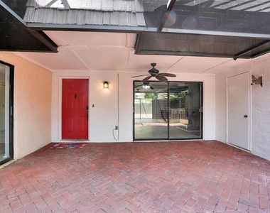 15217 W Pond Woods Drive - Photo Thumbnail 45