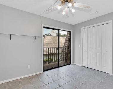 15217 W Pond Woods Drive - Photo Thumbnail 35