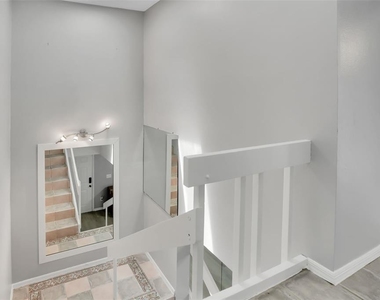 15217 W Pond Woods Drive - Photo Thumbnail 19