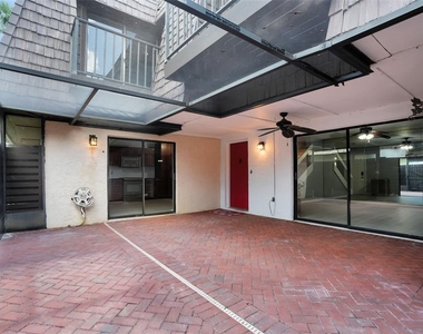 15217 W Pond Woods Drive - Photo Thumbnail 44
