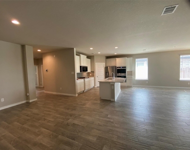 28503 Hannahs Harbor Lane - Photo Thumbnail 20