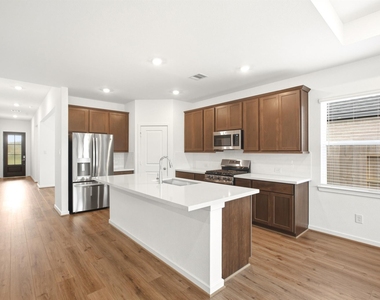 9723 Avalon View Drive - Photo Thumbnail 4