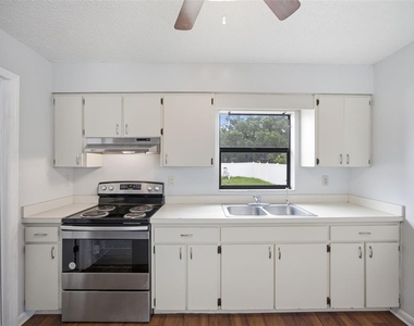 5412 N 48th Street - Photo Thumbnail 12