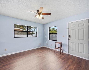 5412 N 48th Street - Photo Thumbnail 5