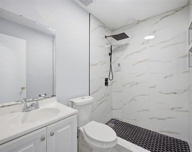 5412 N 48th Street - Photo Thumbnail 19
