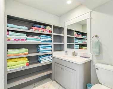 9680 Airways Lane - Photo Thumbnail 45