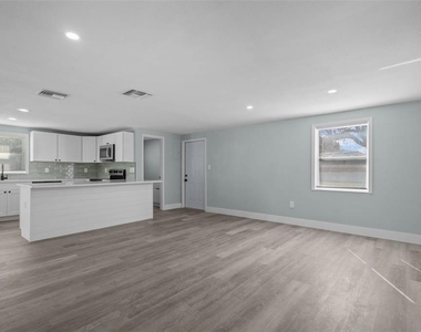 1682 Wilmar Avenue - Photo Thumbnail 11
